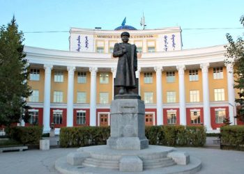 УИХ-ын гишүүний найз, нэг захирлынх нь нууц амраг гэх багш эмэгтэй МУИС-д эзэн суужээ