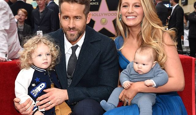 Райан Рейнольдс, Блейк Лайвли хоёрын 6 настай охин өсгийтэй гутал өмсөв