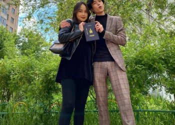 Э.Аминхүслэн гэрлэлтээ батлуулав