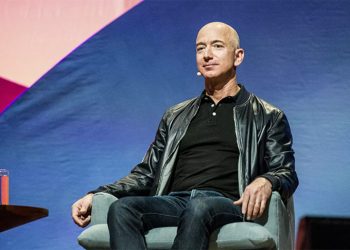 Жефф Безосын хөрөнгө 212.4 ам доллар хүрлээ