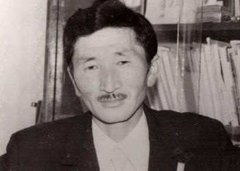 Н.Нина: Би Чойномын оюунлаг ертөнцөд эрвээхэй шиг татагдсан