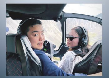 Л.Гүндалай, генерал Б.Хурцын гэр бүл Хөвсгөл далайн хөвөөнд зоог барив