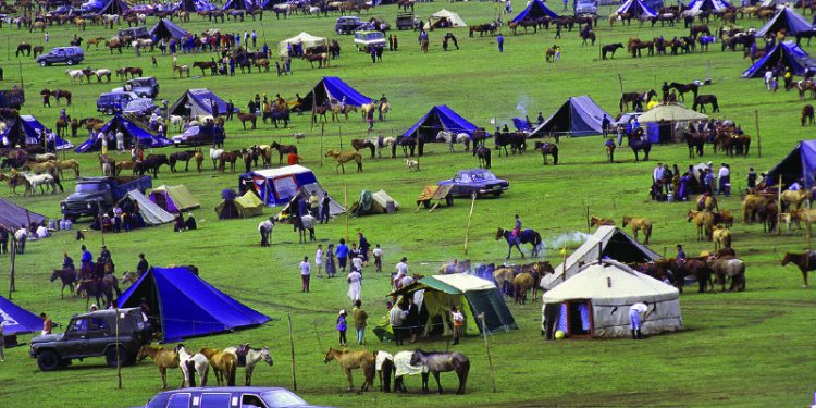 МОНГОЛ НААДАМ