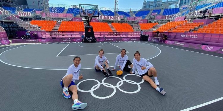 Монголын багийн хамгийн өндөр тоглогч Б.Солонго 182 см өндөртэй