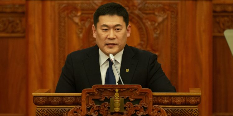 Л.Оюун-Эрдэнэ: Би Монголд нэг номерын мэдээлэлтэй хүн. Жагсаал цуглаан хийвэл Ерөнхий сайдын эрх мэдлээ хэрэгжүүлнэ