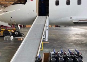 ШВЕЙЦАРИ УЛС 2 ТЭРБУМ ГАРУЙ ТӨГРӨГИЙН ҮНЭ БҮХИЙ ЭМ ЭМНЭЛГИЙН ХЭРЭГСЭЛ ИЛГЭЭЖ БАЙНА