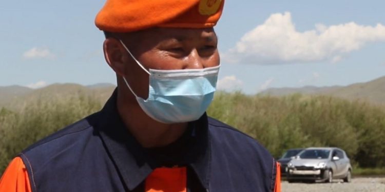 Х.Цогбадрах: Иргэд голын эрэгт архидан согтуурч, усанд унан осолдож байна