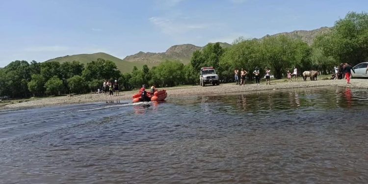 Усны ослоор 13 хүн нас барж, 3 иргэнийг эрэн хайж байна