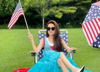 Вера Ванг 72 нас хүрчээ