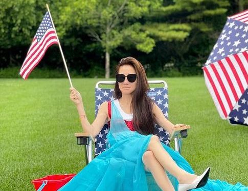 Вера Ванг 72 нас хүрчээ