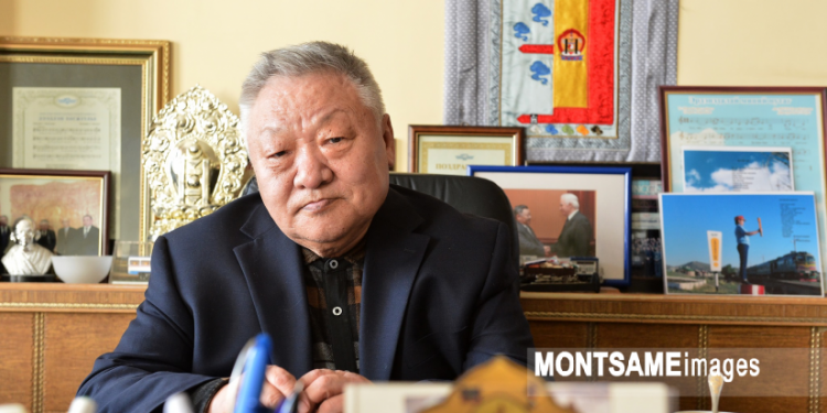 Хил давж орж ирсэн 1200 чингэлэг бүхий рапс нэртэй ачаанд генийн өөрчлөлт байсныг Халтар сайд яаж мэдэх юм бэ?