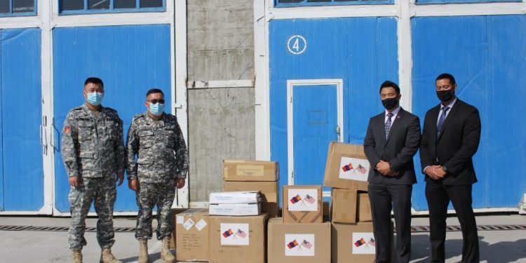 АНУ-ын ЭСЯ-ны Иргэн, цэргийн дэмжлэгийн бүлгийн тэргүүн тоног төхөөрөмж хандивлалаа