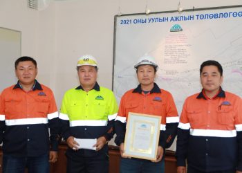 Хэмнэлт-2021 уралдааны шилдэг саналын эздэд шагналыг гардууллаа