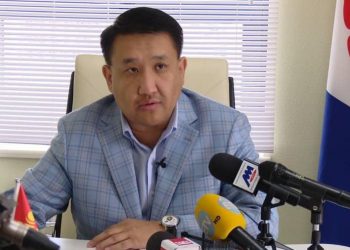 Ц.Бат-Энх “Эрдэнэт үйлдвэр” ТӨҮГ-ын орлогч захирлаар томилогджээ