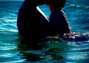 Г.Ариунбаатар, Баярмаа хоёрын үнсэлт