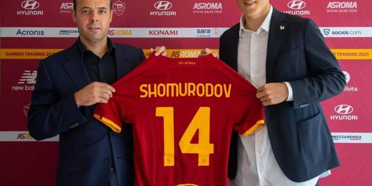 Узбекийн тосгонд төрсөн залуу 17,5 сая еврогоор зарагджээ