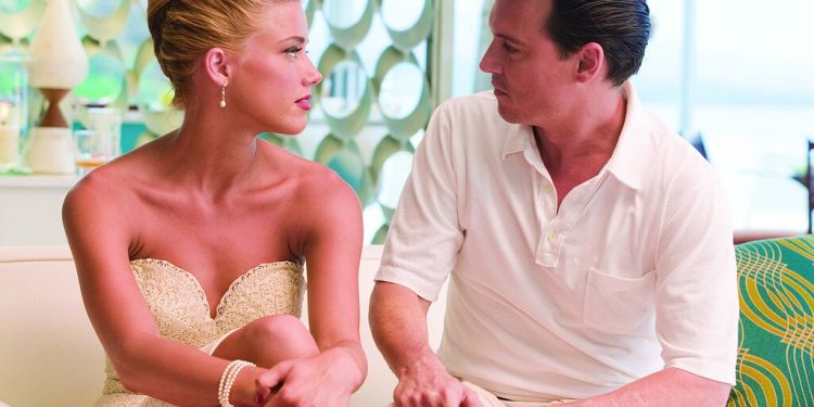 Амбер Хөрд худлаа хэлсэн нь илчлэгдэж, Жонни Депп шүүх шатанд ялалт байгууллаа