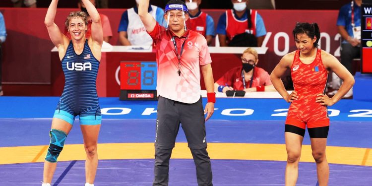 НААДАМ НЭГЭЭР ДУУСАХГҮЙ ЭЭ, ХОНГОРЗУЛ МИНЬ