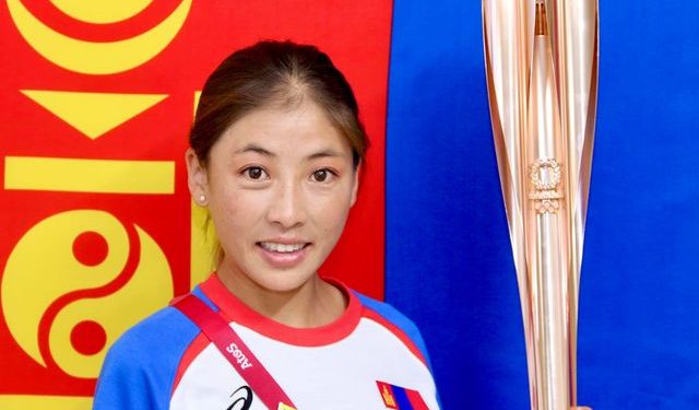 ЭМЭГТЭЙ МАРАФОНЫГ НЭГ ЦАГИЙН ӨМНӨ ЭХЛҮҮЛЭХЭЭР БОЛОВ