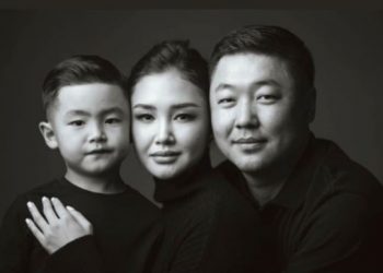 Жүжигчин Б.Мишээлийн дарга нөхөр жилийн 321 саяын орлоготой