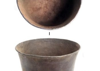 ИХ НАРТЫН БАЛАРЫН ХАДНААС ИЛЭРСЭН МӨНГӨН ЦОМ