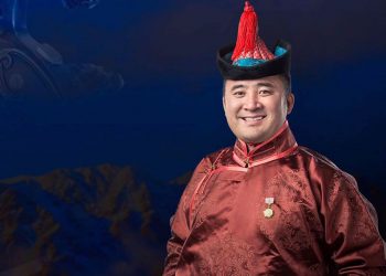 Б.Мөнхбаатар: Цэвцгэр хурдан шарга бол Монголын айзам уртын дууны хамгийн том хэлбэр бөгөөд гүн ухааны дуу