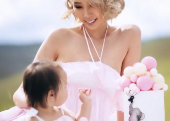 Модель А.Оюунбилэгийн охин нэг ой хүрлээ