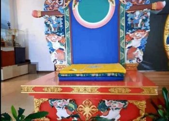 “Монполимет”-ийн Гарамжавын ихэр зээ хүүгийн нэг 10 дугаар Богдоор тодрох нь гарцаагүй болж, Гандан хийд гутал сэнтийг нь бэлджээ