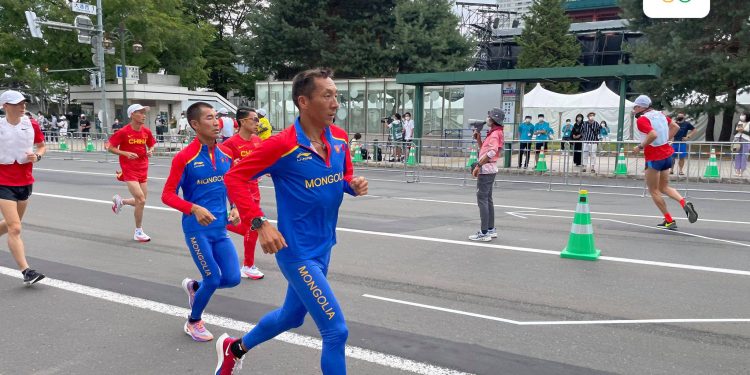 Б.СЭР-ОД: ИХ ХҮНД УРАЛДААН БОЛЛОО