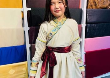 МУГЖ С.Жавхлангийн охин Ж.Өдрийнцолмон дахиад дуу гаргах нь…