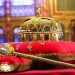 Унгарын парламентын ордонд 1000 жил хадгалагдаж буй Унгарын төр улсын бэлэг тэмдэг Сент Иштван хааны жил титэм