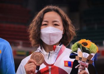 М.Уранцэцэгт хаус гардуулах ёслол хойшиллоо