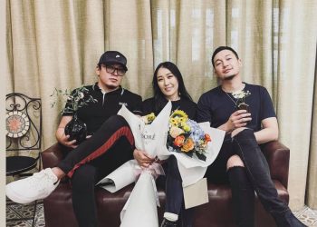 Стар телевизээс төрсөн гурван од