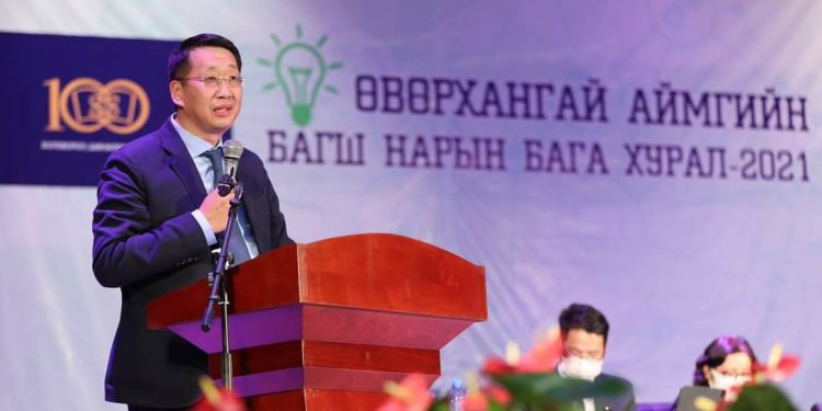 Өвөрхангай аймагт 31 сургуульд 23271 сурагч, 48 цэцэрлэгт 8716 хүүхэд сурч байна