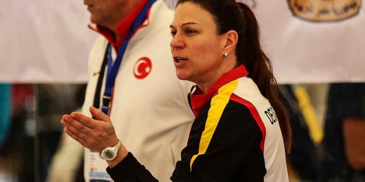 Морио зодсон Германы дасгалжуулагчийг Токио 2020 наадмаас хөөжээ