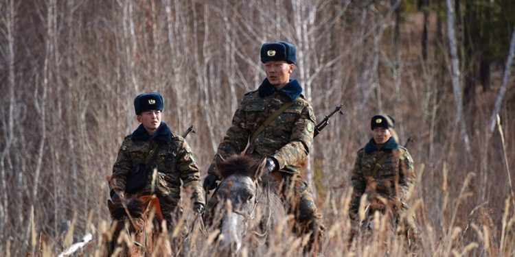 Манай улсын хилийн нийт урт 8257 км