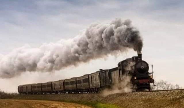 Р.Эмүжин: Урт хадаг намируулсан уянгын халилд автаж уйлав даа…