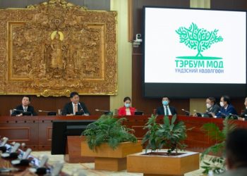 У.Хүрэлсүх: Тэрбум мод тарих ажилд зэвсэгт хүчнийг татан оролцуулна