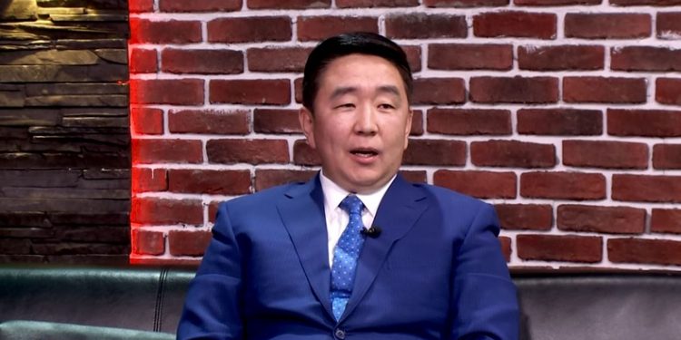 Д.Мөнх-Эрдэнэ: Лодойсамбууд 10 сая төгрөг өгсөн