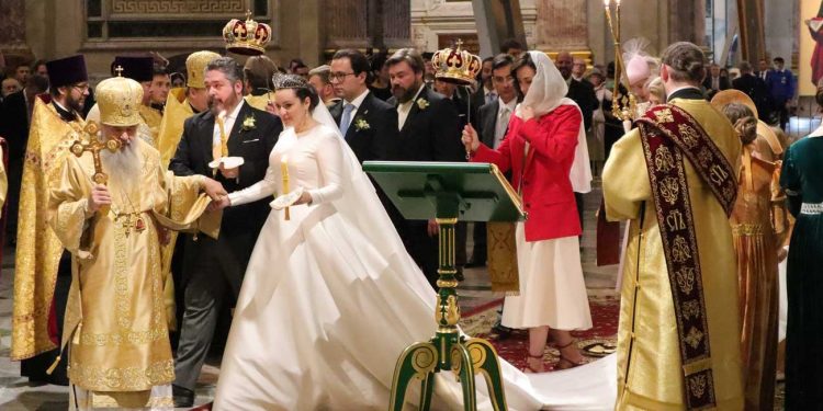 Хаан Николай II-ын хуримаас хойш 127 жилийн Романовын удмын гүн Исаакийн сүмд хуримлав