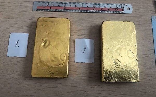 БНСУ-аас 5.9 кг алт оруулж ирэхийг завдсан 18 хүнийг шалгаж байна