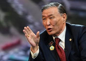 Ц.Баасанжав: Нийслэлийн эрх зүйн байдлын тухай хуулиа шинэчлэн батлуулж, өнөөгийн нөхцөлд нийцүүлж чадсан нь том ололт