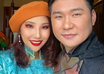 Т.Оргил “Extacy” хамтлагийн Сэржмядагийг албан ёсоор бэр гуйлаа