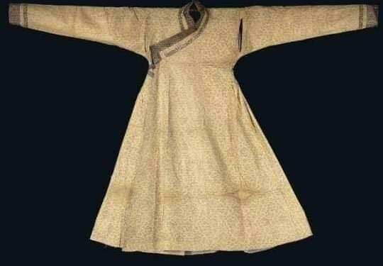 АЛТАН УТАСТАЙ ДЭЭЛ 483032 ДОЛЛАРООР ЗАРАГДЖЭЭ