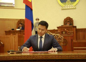 Т.Аюурсайхан: 14-хөн компанид төр албан журмаар нийт жолооч иргэдээс мөнгө авч өгсөөр 10 жил боллоо