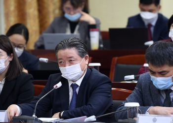 Давс, бодис цацах машин механизм дутагдалтай байна