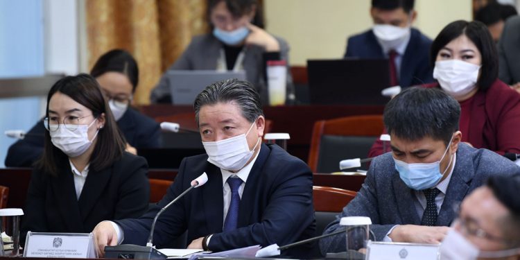 Давс, бодис цацах машин механизм дутагдалтай байна