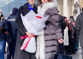 Хоёр Баярмаа нас чацуу, хоёулаа Алдарт эх