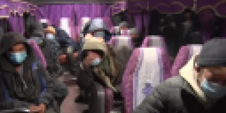 Гэр оронгүй иргэдийг 3 сар дулаан байраар хангаж, цас цэвэрлэгээний ажилд хамруулна