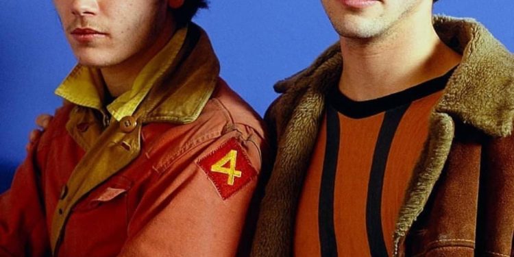 Кеану Рийвс 1993 онд нас барсан найзаа дурсав